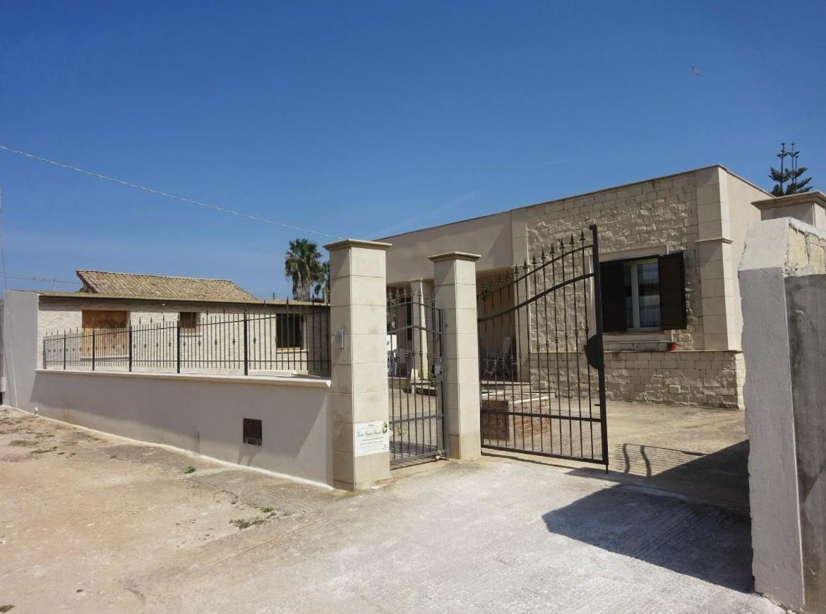 La Pietra Bianca Villa Portopalo Di Capo Passero Exterior foto